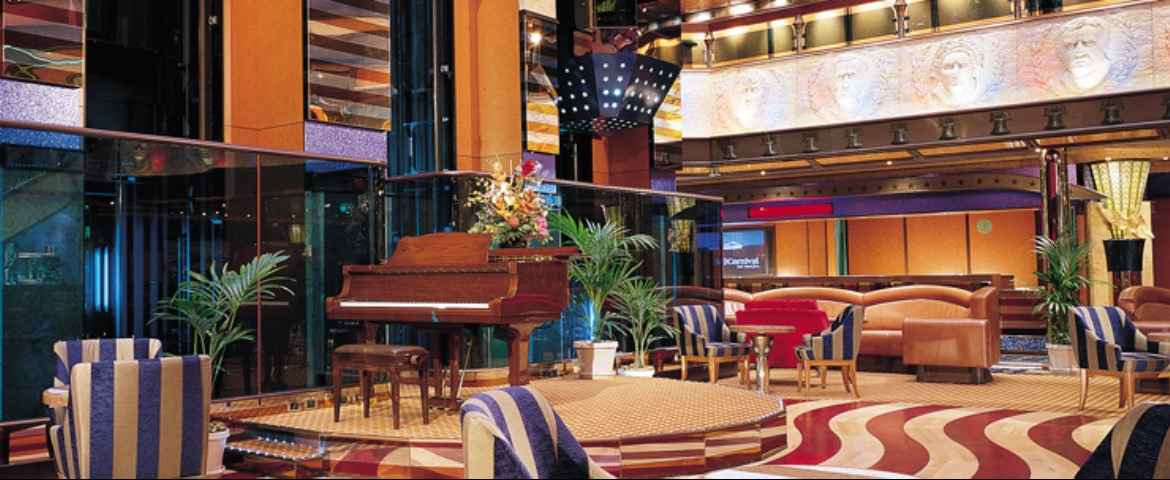 CCL Carnival Croisière Valor Atrium