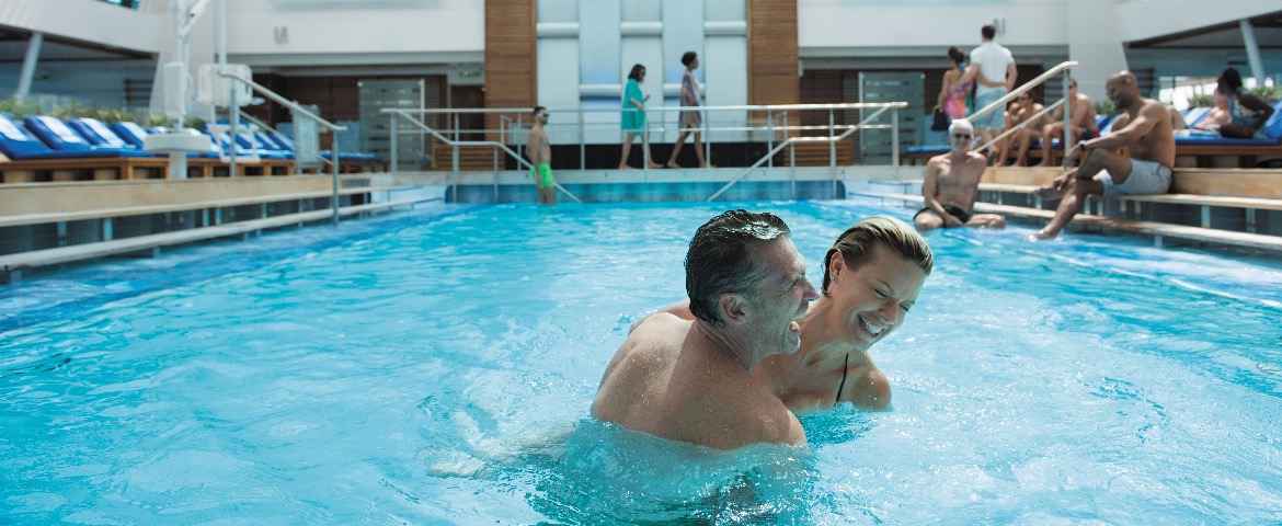 Croisière CEL Celebrity Equinox Piscine