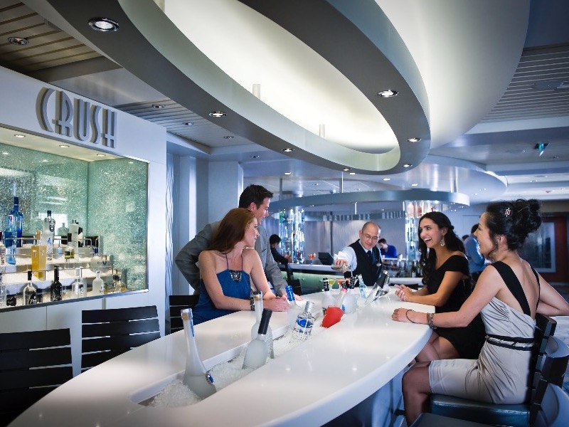 Croisière CEL Celebrity Summit Martini Bar & Crush