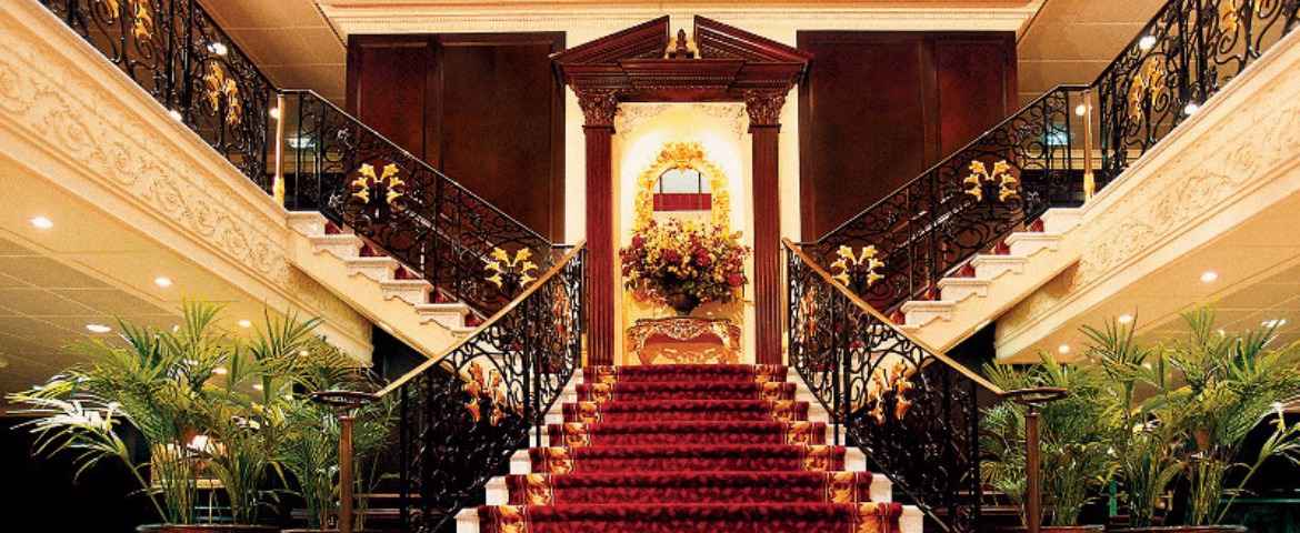 Croisière OCE Oceania Cruises Insignia grand escalier