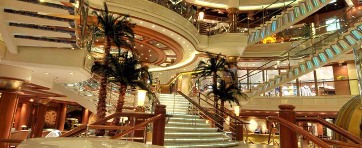 Croisière PCL Princess Coral atrium