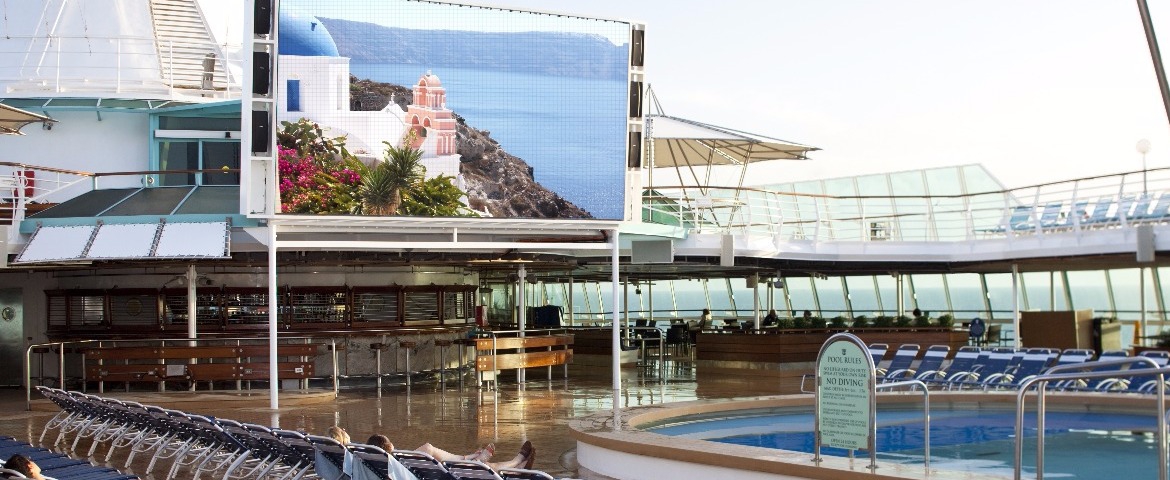 Croisière RCI Royal Caribbean Grandeur of the Seas Écran Géant Extérieur