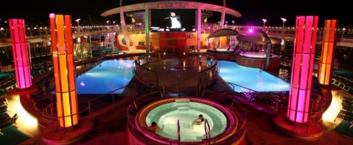 Croisière RCI Royal Caribbean Liberty of the Seas Écran Géant