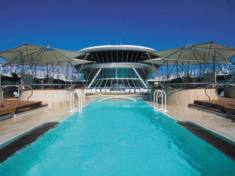 Croisière RCI Royal Caribbean Rhapsody of the Seas Solarium