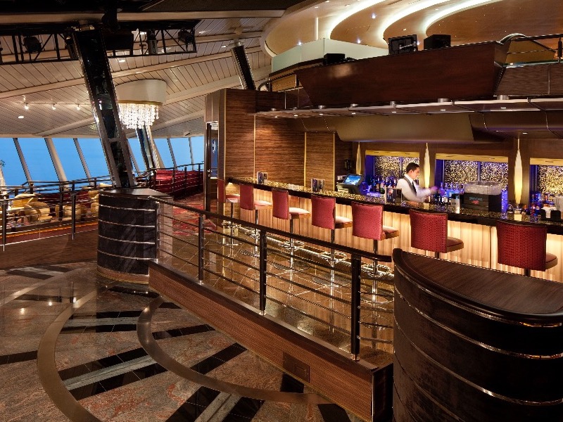 Croisière RCI Royal Caribbean Rhapsody of the Seas Viking Crown Lounge