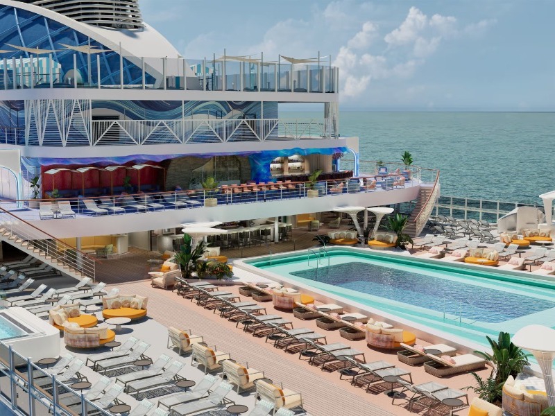 NCL Norwegian Aura Piscine