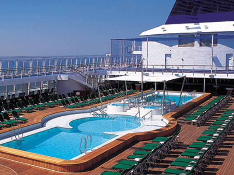 Norwegian Sky Pool