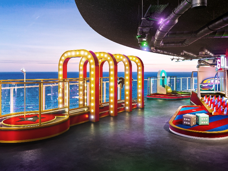 Norwegian Viva Mini Golf