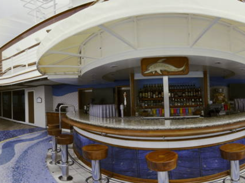 princess-caribbean-calypso-reef-pool